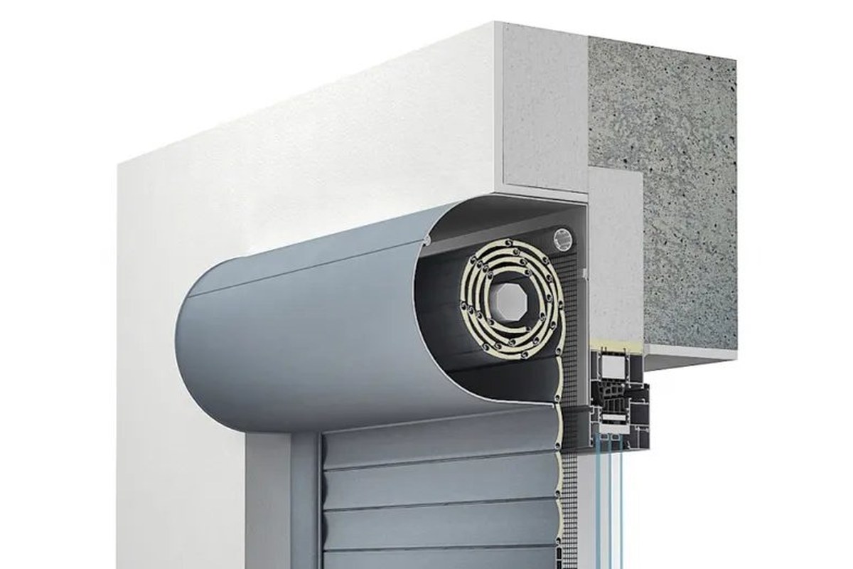 Aluprof SKO roller shutter with an angled box, manufacturer render