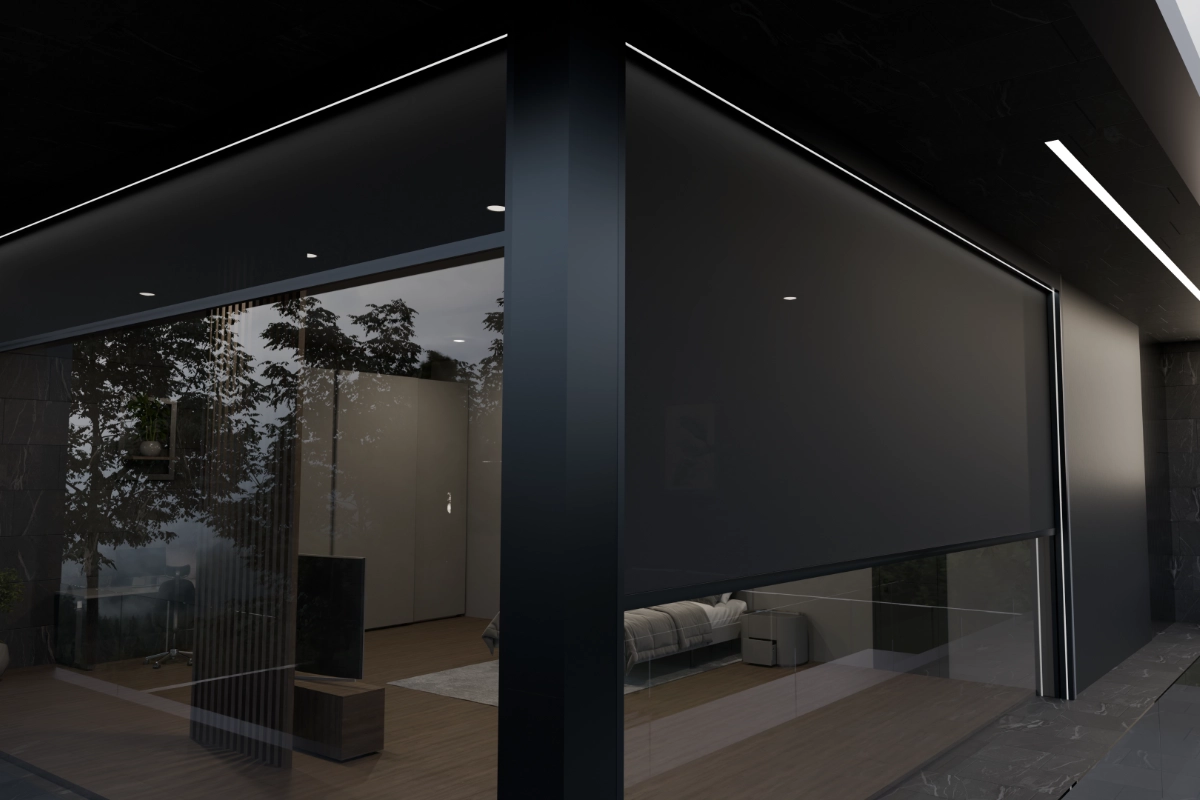 ZIP-Screens WIN SCREEN an einer Fassade mit dunklem Kasten